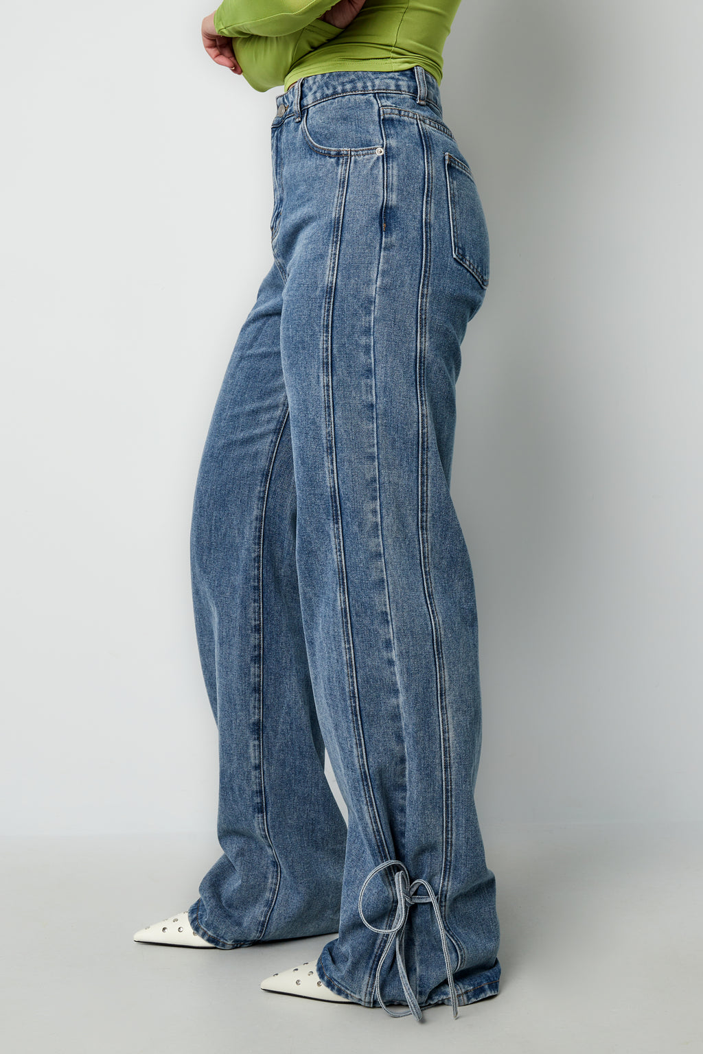 Jeans bossy bow